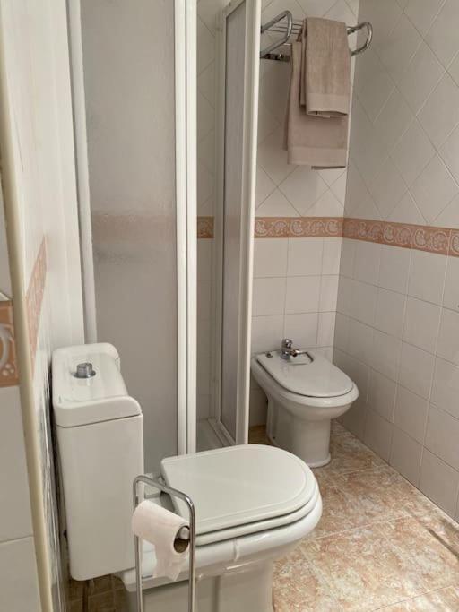 Lovely 2 Bedrooms Apartment Main Square Plasencia Exteriör bild