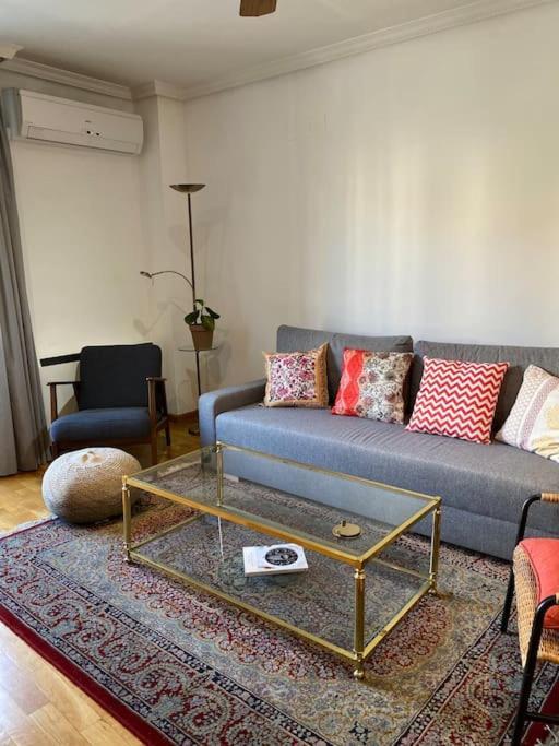 Lovely 2 Bedrooms Apartment Main Square Plasencia Exteriör bild