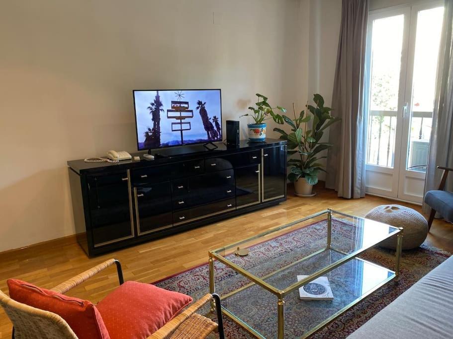 Lovely 2 Bedrooms Apartment Main Square Plasencia Exteriör bild